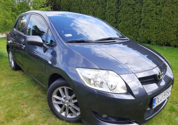 Toyota Auris cena 28800 przebieg: 137800, rok produkcji 2010 z Wałcz małe 106